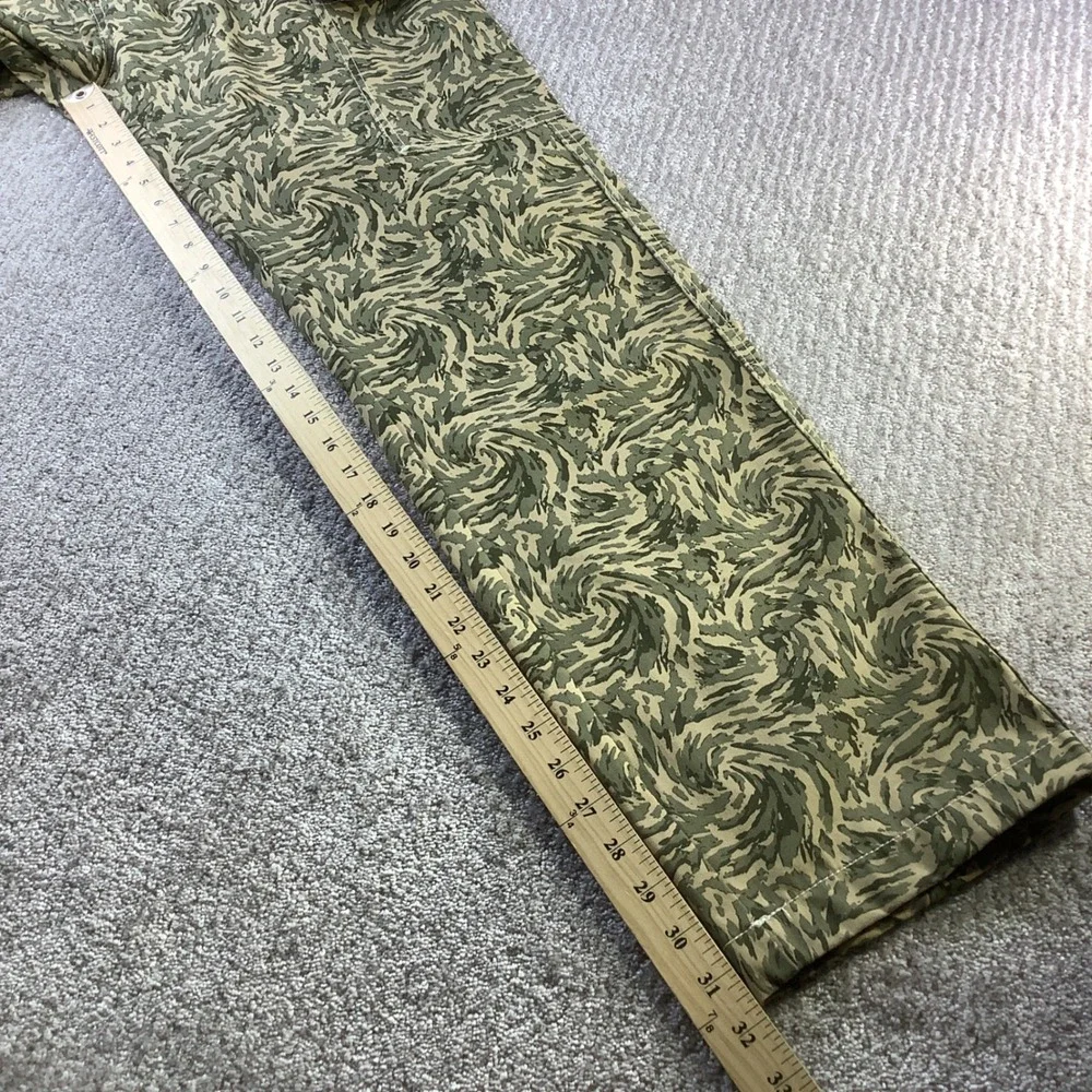 True Religion Mens Abstract Camo Cargo Pants Green Swirl Size 30 x 32 NWT